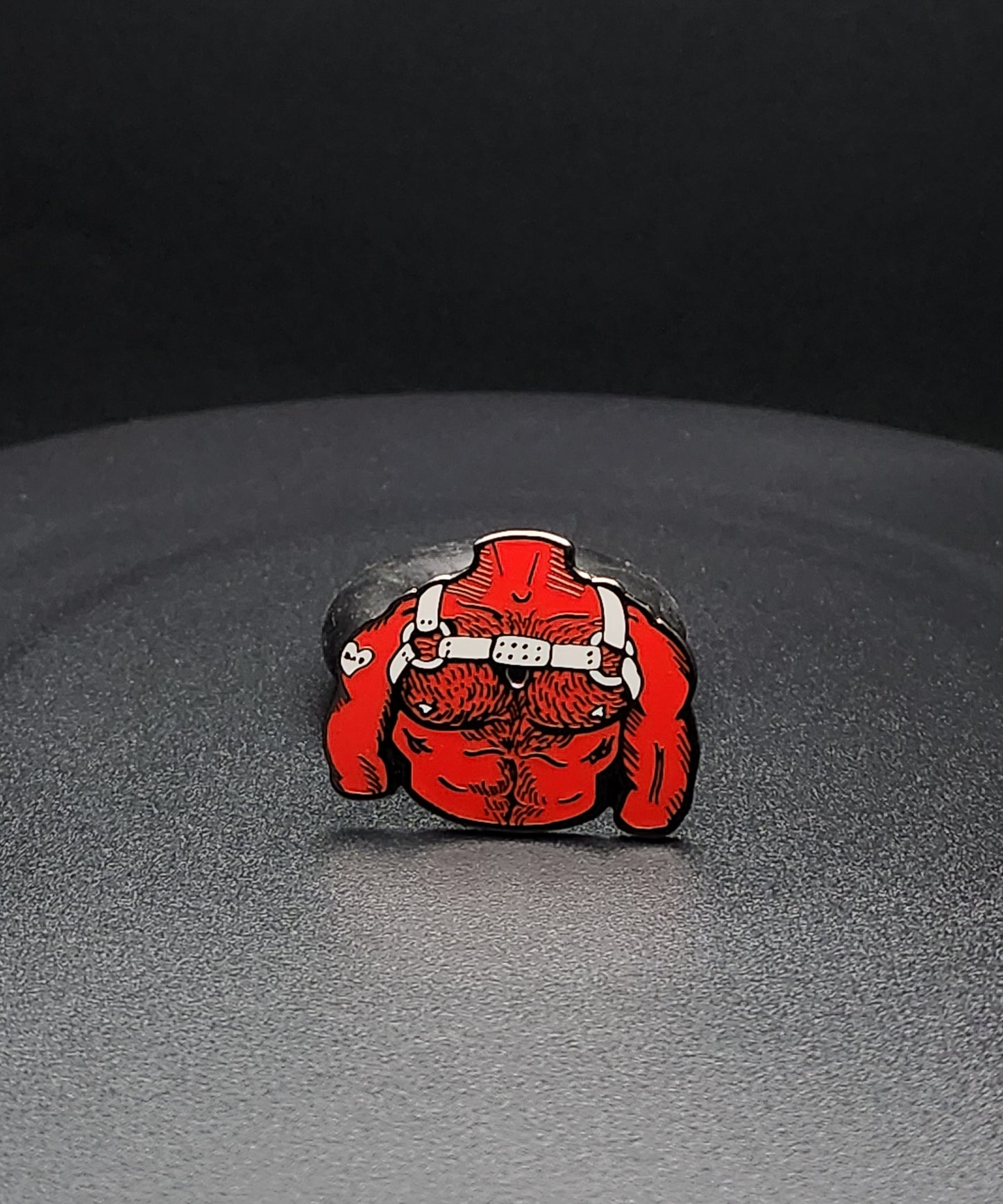 Horse Market Chest Harness Enamel Pin - Locking back